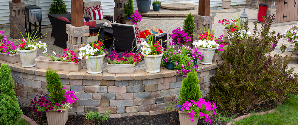 meyer-landscape-create-living-space-outdoors-patio-flowers