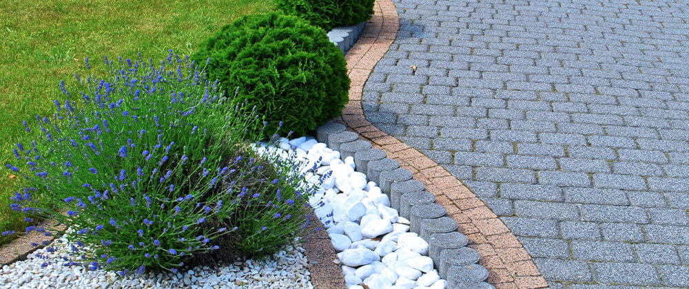 meyer-landscape-winter-patio-care-paving-stones-landscape